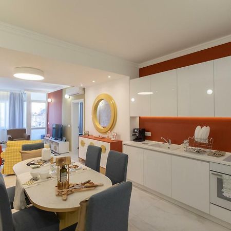 Vitosha Blvd 3-Bedroom, 2-Bathroom Lux Suite Sofia Exterior photo
