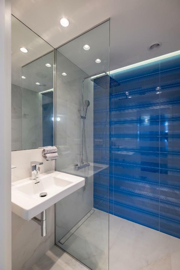 Vitosha Blvd 3-Bedroom, 2-Bathroom Lux Suite Sofia Exterior photo