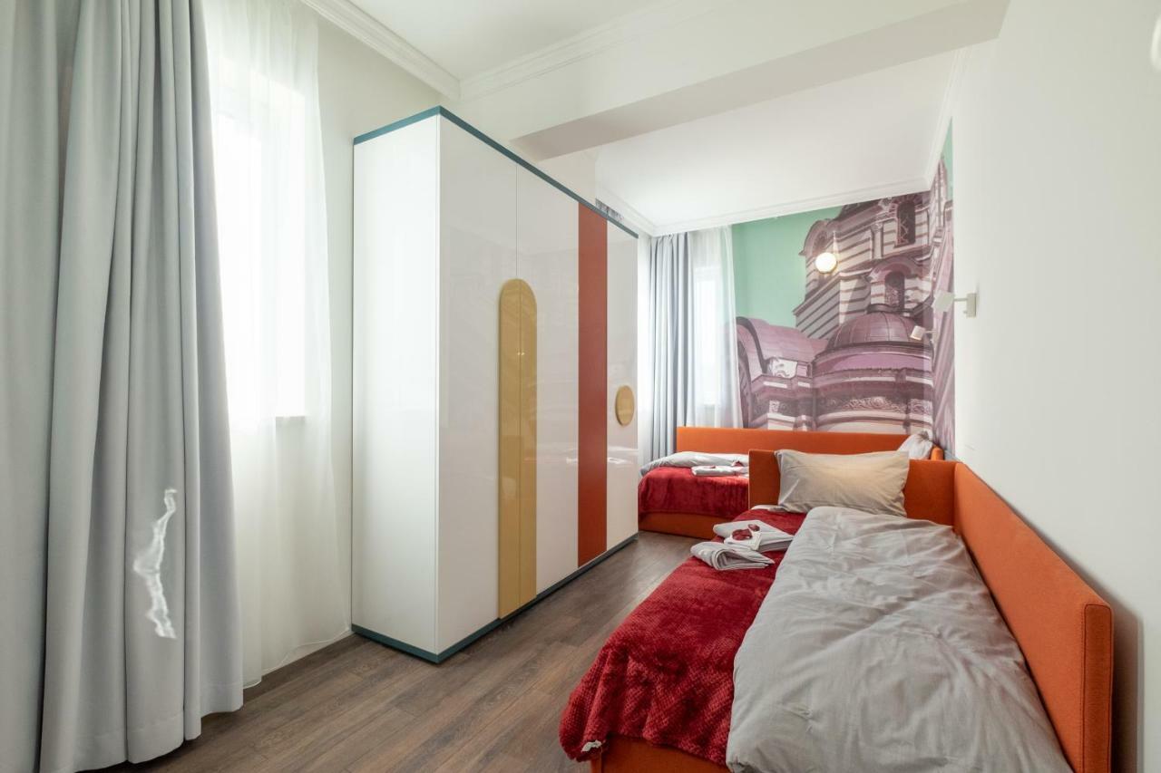 Vitosha Blvd 3-Bedroom, 2-Bathroom Lux Suite Sofia Exterior photo